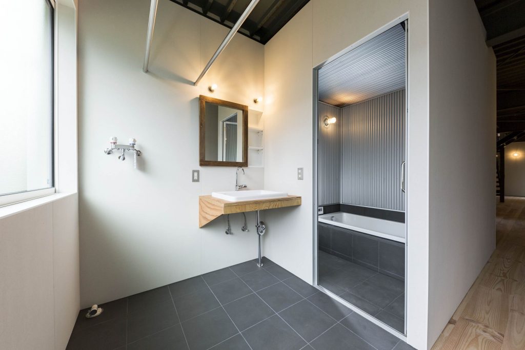 ☆ おぐ様│モイス３ ＆ ナリッシュ１ AZONE INTERNATIONAL::えっくす☆きゅーと